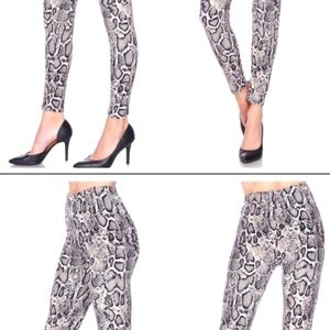 Snake Print Leggings (Gold)